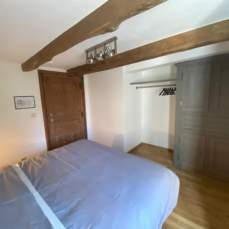 Le Heron - De Charme Cloture, Acces A La Riviere - 6 Ou 10 Personnes * Fauvillers