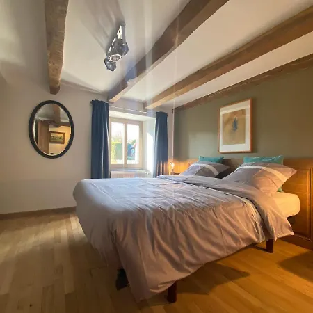 Vakantiehuis Le Heron - De Charme Cloture, Acces A La Riviere - 6 Ou 10 Personnes