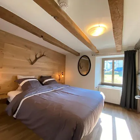 Le Heron - De Charme Cloture, Acces A La Riviere - 6 Ou 10 Personnes * Fauvillers